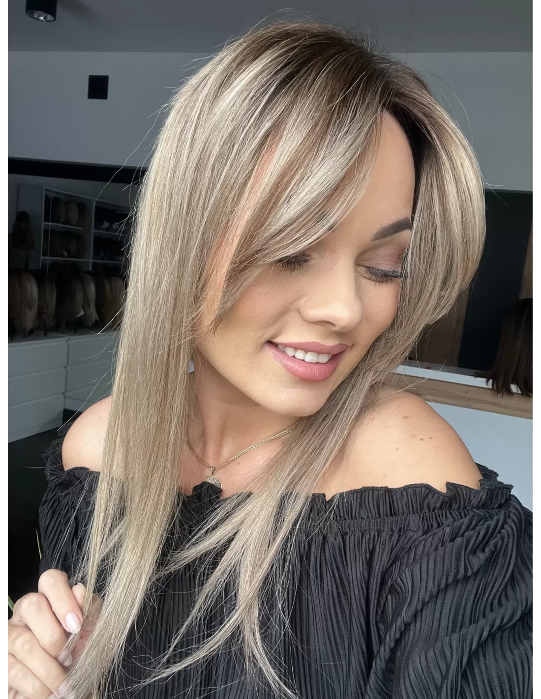 Wycieniowane włosy z grzywką